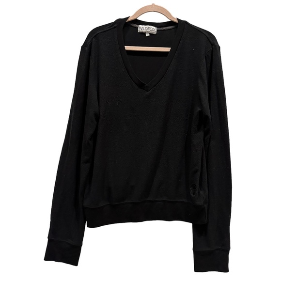 Wildfox Tops - WILDFOX medium black long sleeve pullover sweater neutral cozy comfy loungewear
